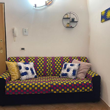 Apartamento Casa Vacanze Myrasol Bolonia Exterior foto
