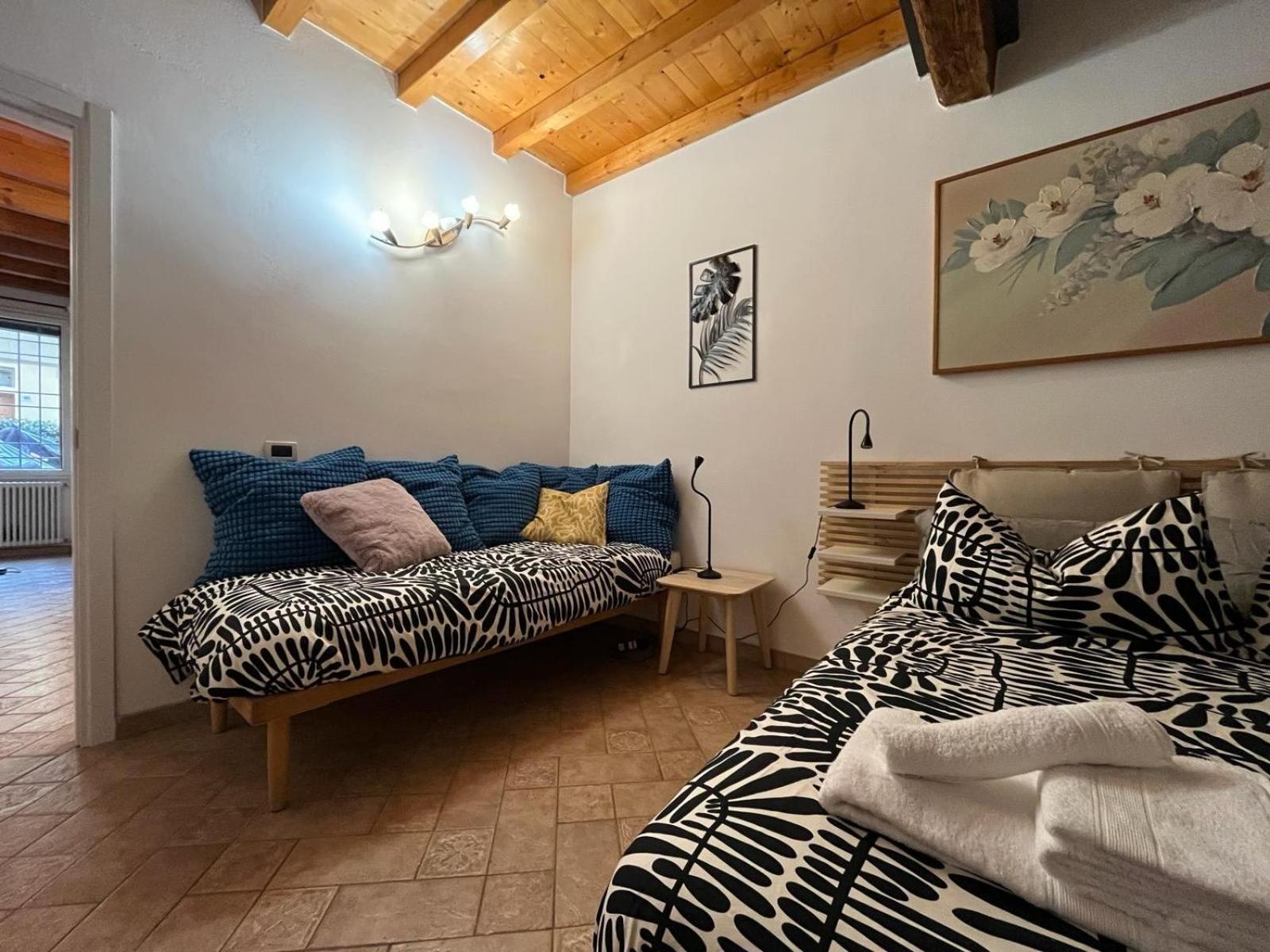 Apartamento Casa Vacanze Myrasol Bolonia Exterior foto
