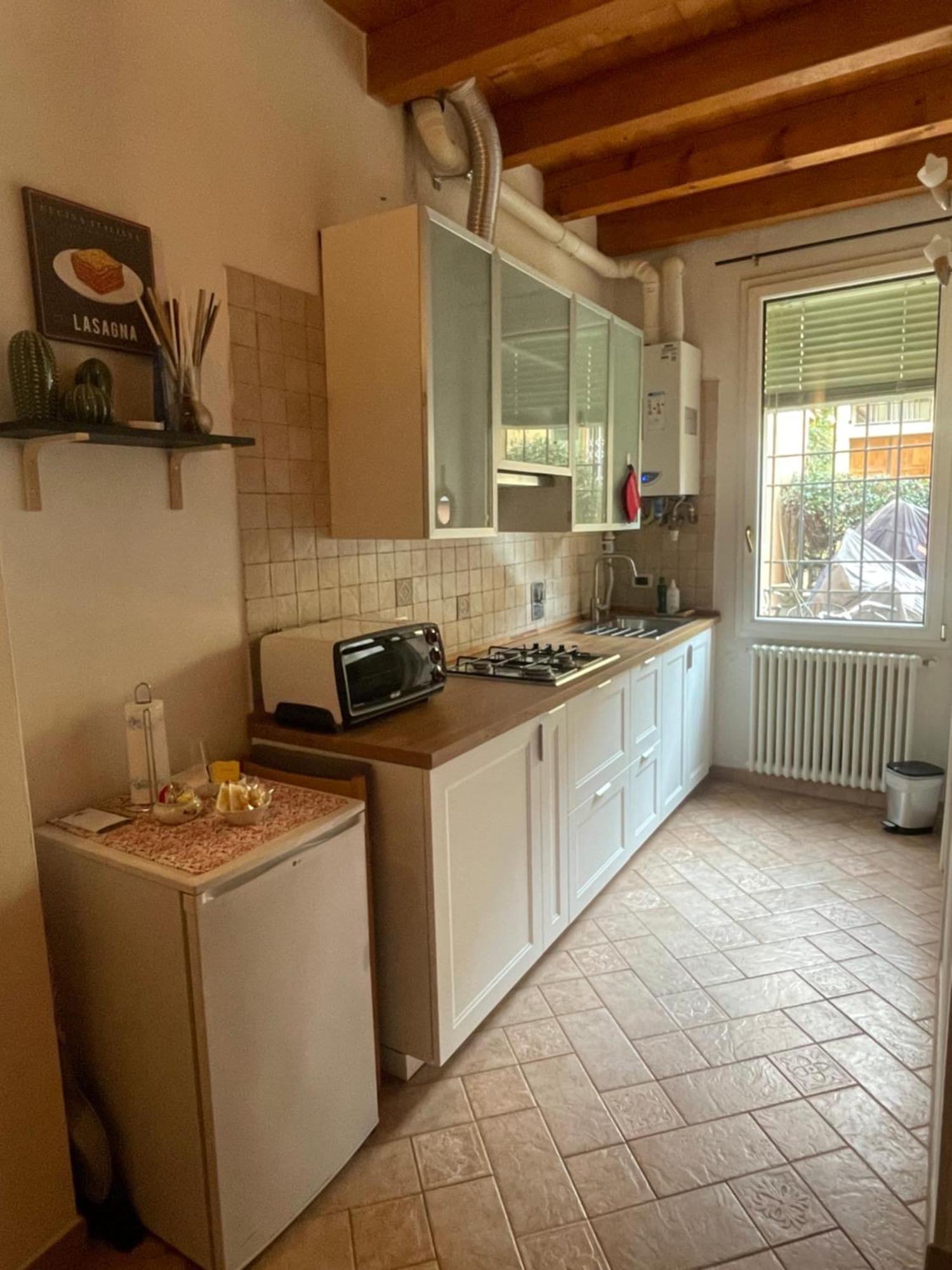Apartamento Casa Vacanze Myrasol Bolonia Exterior foto